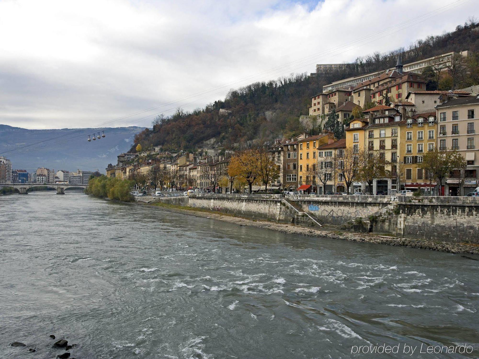 Ibis Grenoble Centre Bastille Esterno foto